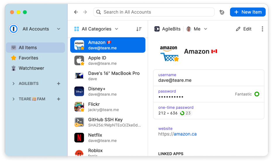 Metade superior da janela do 1Password 8 para Mac sobre fundo azul. "Todos os itens", "Favoritos" e "Watchtower" estão visíveis na barra lateral. A coluna central apresenta a lista de todos os itens de todas as categorias e a visão detalhada de itens do Amazon.com está visível na direita, com botões de navegação, pesquisa e um botão "Novo item" na barra de ferramentas.